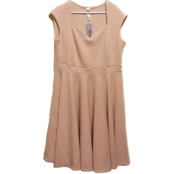 FIT AND FLARE DRESS - Picture 6 of 6